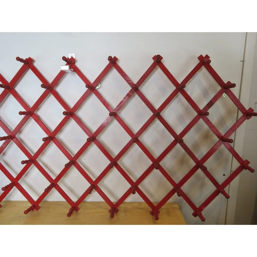 49 RED Vintage Wooden Accordion Peg Rack Wall Mount Hanger Expandable RARE